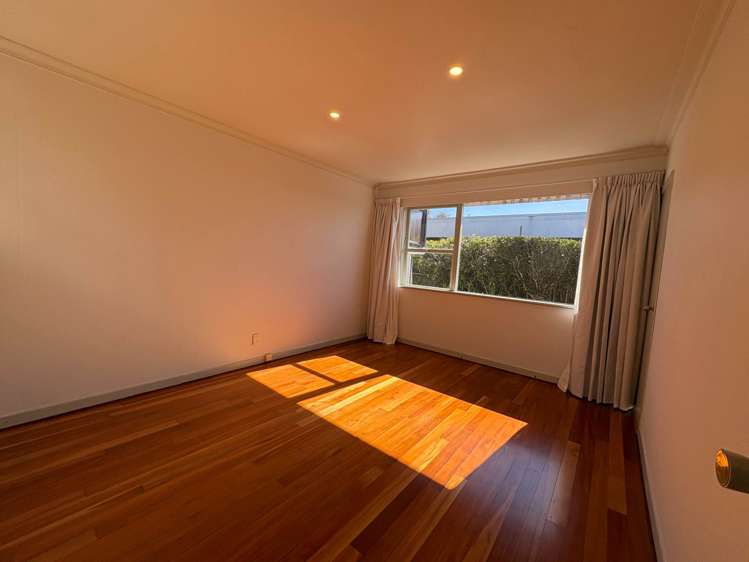 6/5 Braemar Road Castor Bay_11