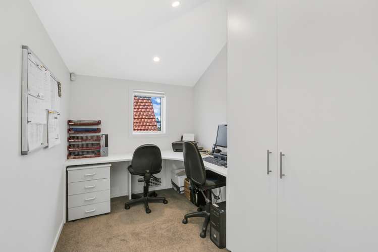 11 Lynch Street Point Chevalier_16