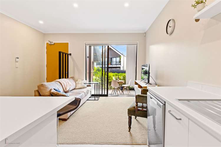 54 Rangihina Road Hobsonville_13