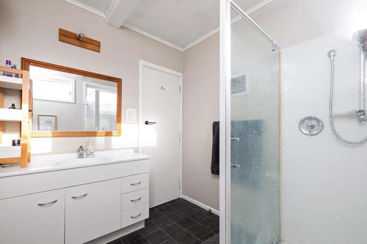 3 Tait Crescent Featherston_10