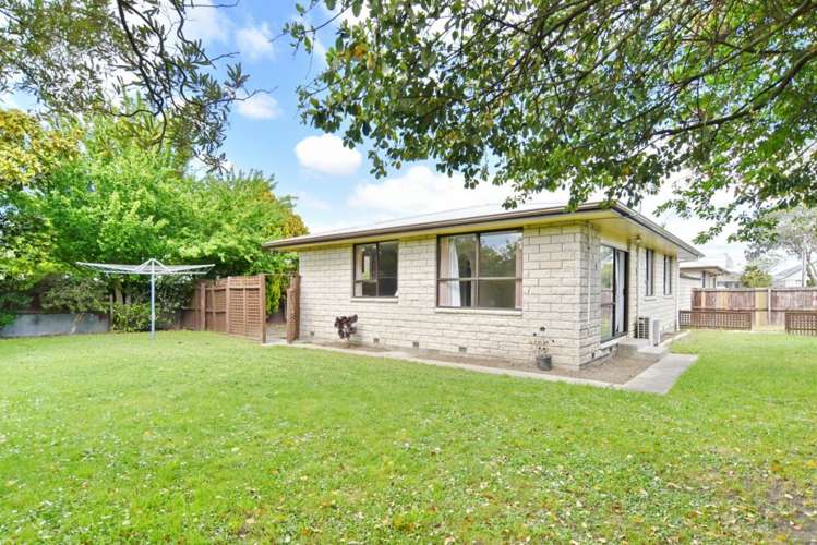 2/121 Marlow Road Aranui_16