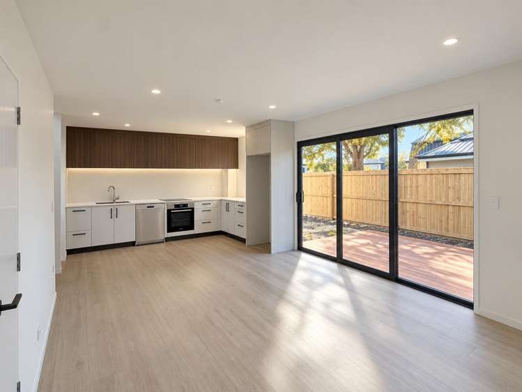 1-4/49 Cleveland Street_3