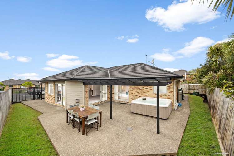 18 Andrusha Place Flat Bush_1