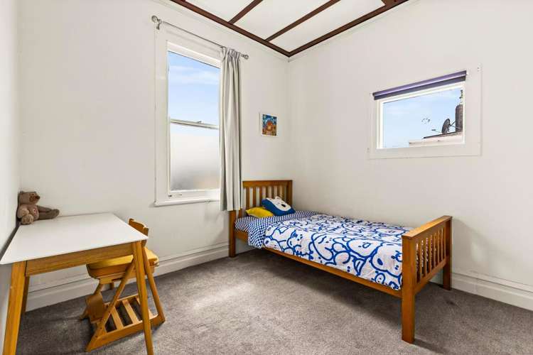 1200 Caroline Road Mayfair_10