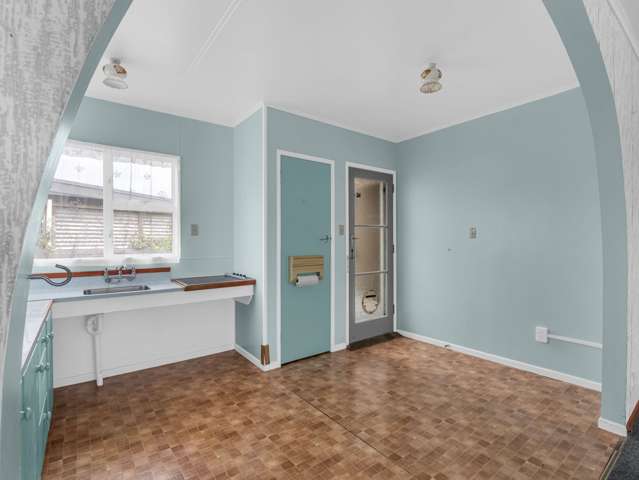 2/104 Alma Road Gonville_4