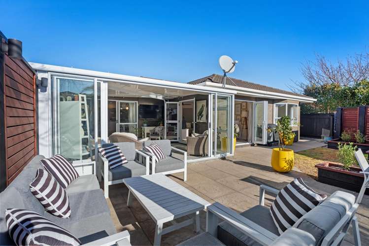 71 Cedar Drive Paraparaumu Beach_1