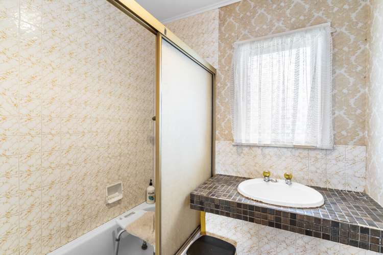 181 Clevedon Road Papakura_14