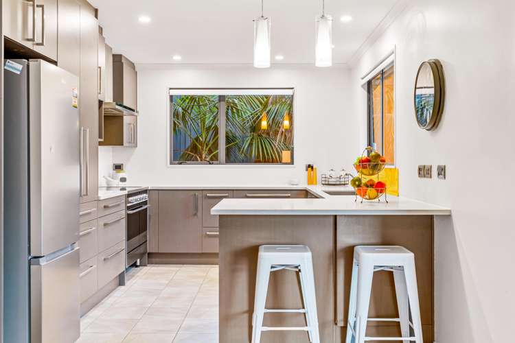 21 Breenagh Place Massey_8