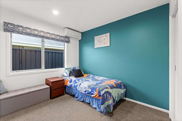 20 Dinneen Close Frimley_13