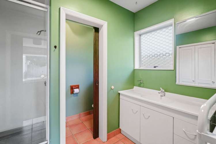 9 Bridgemere Lane Cracroft_15