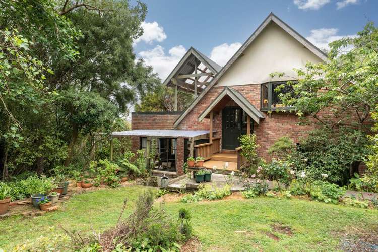 32, 34, 36 & 38 Moerangi Street Broad Bay_1