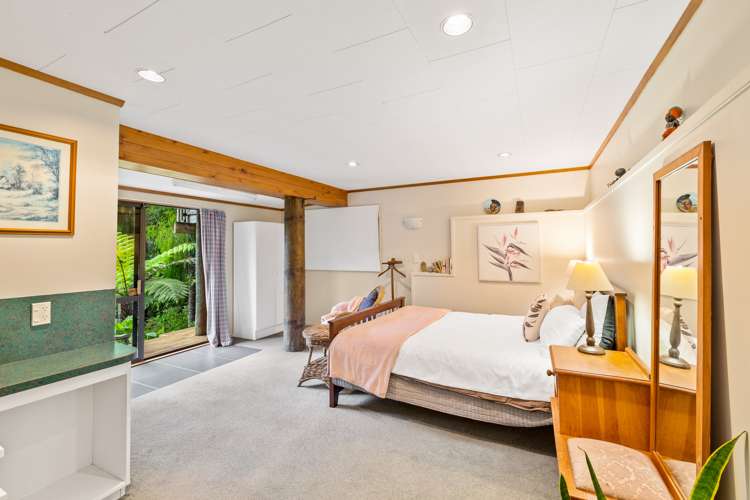 2 Janet Place Laingholm_12