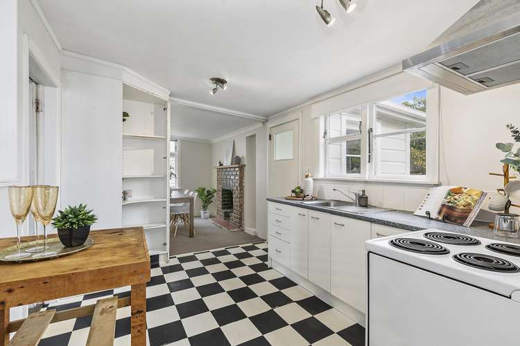 3 Angus Avenue Berhampore_10