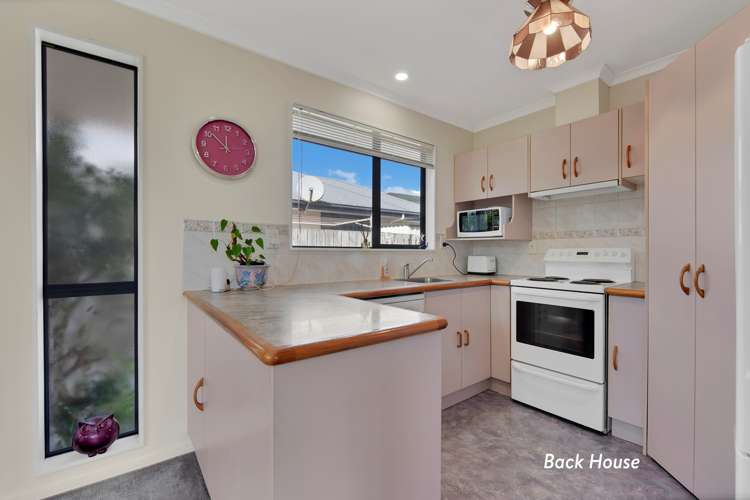 85 Templemore Drive Richmond_14