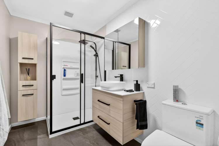 247 Chester Road Carterton_10