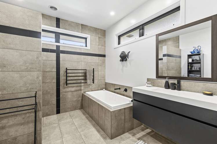 10 Hanalin Drive Marton_12