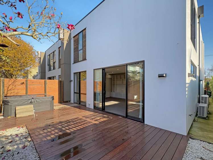 32a Hewitts Rd Merivale_20