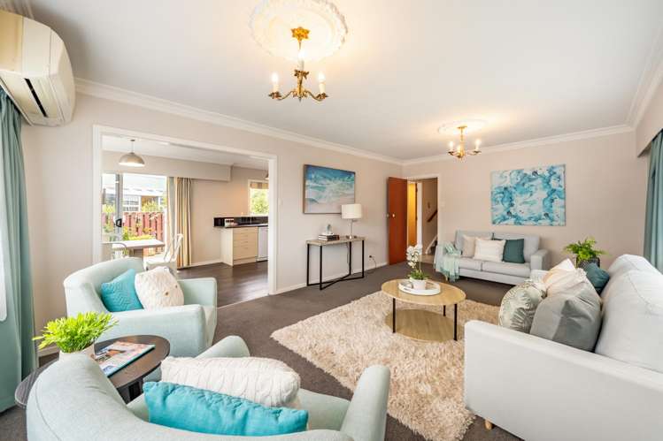 8 Montana Road Totara Park_3