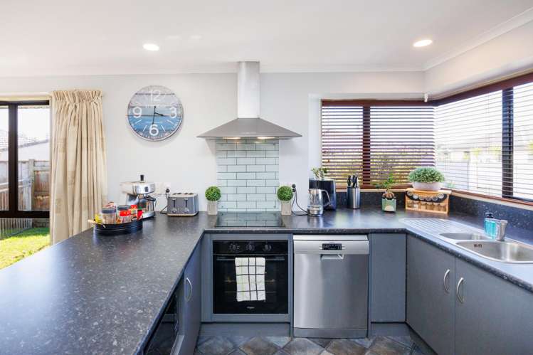 12 Walnut Grove Kelvin Grove_7