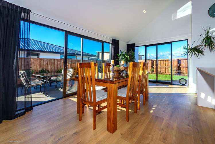 10 Benashet Drive_5