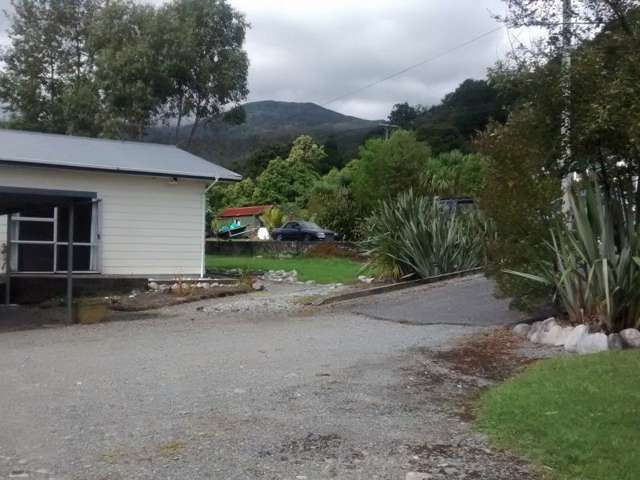 55 Neighbours Street Waimangaroa_1