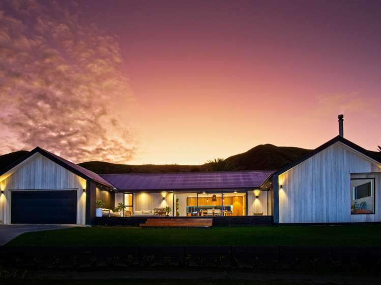 17 Sandy Cove Wainui_9