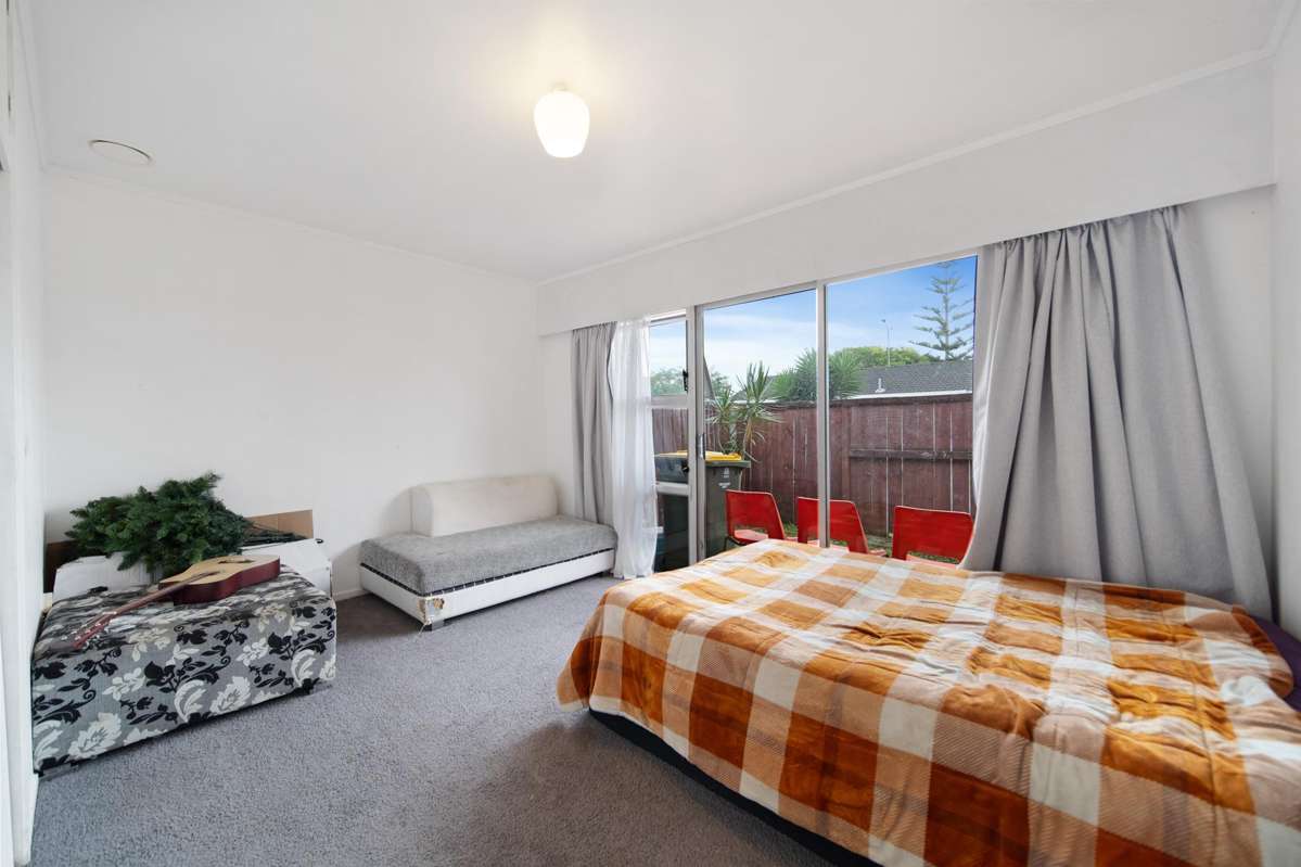 3/2 Ihaka Place_2