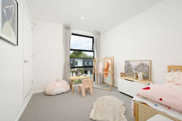 22 Tokai Place Glen Eden_11