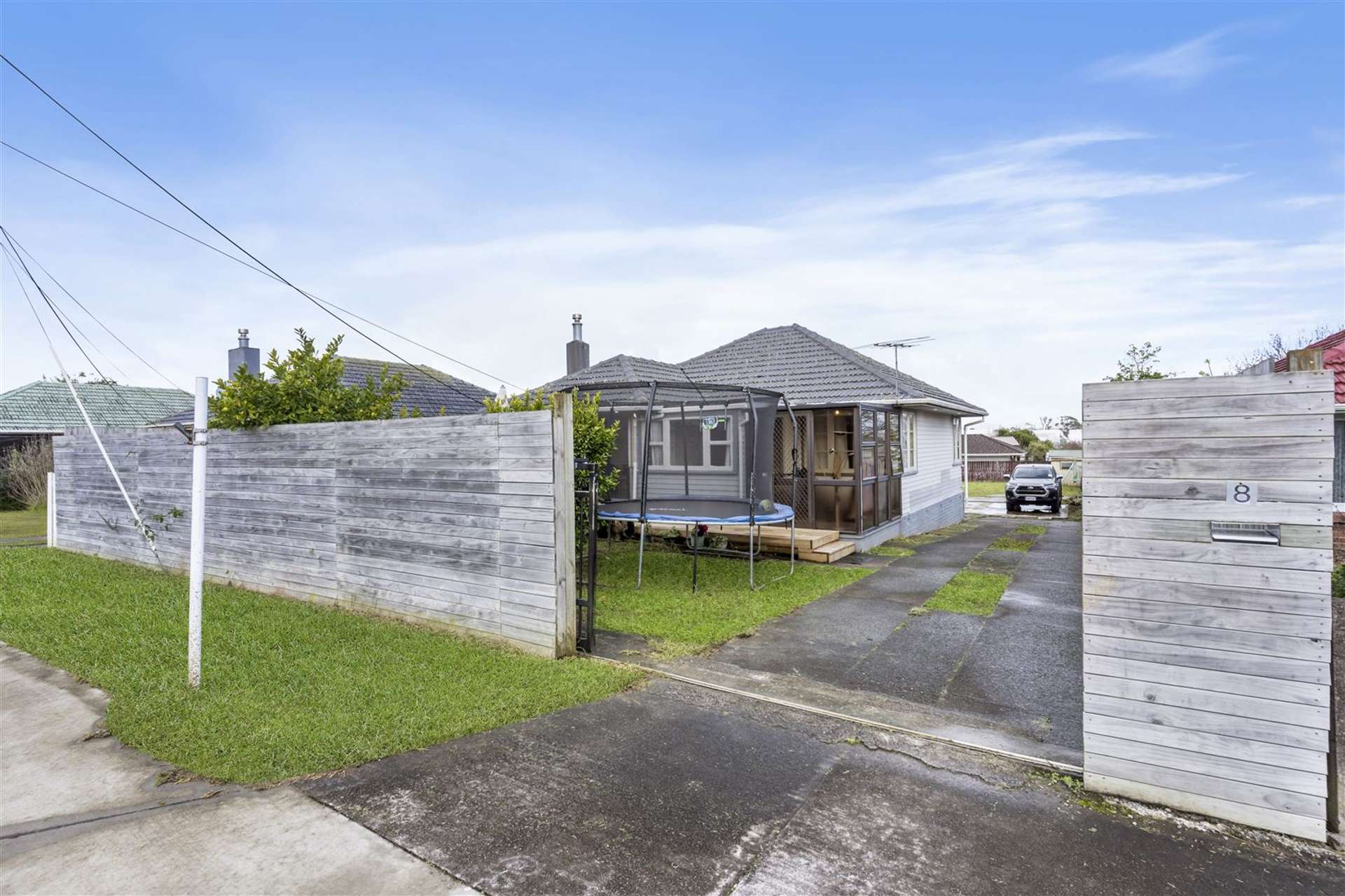 8 Strid Road Te Atatu South_0