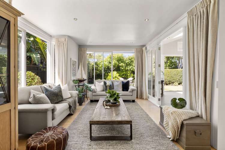 1 Eton Avenue Devonport_23