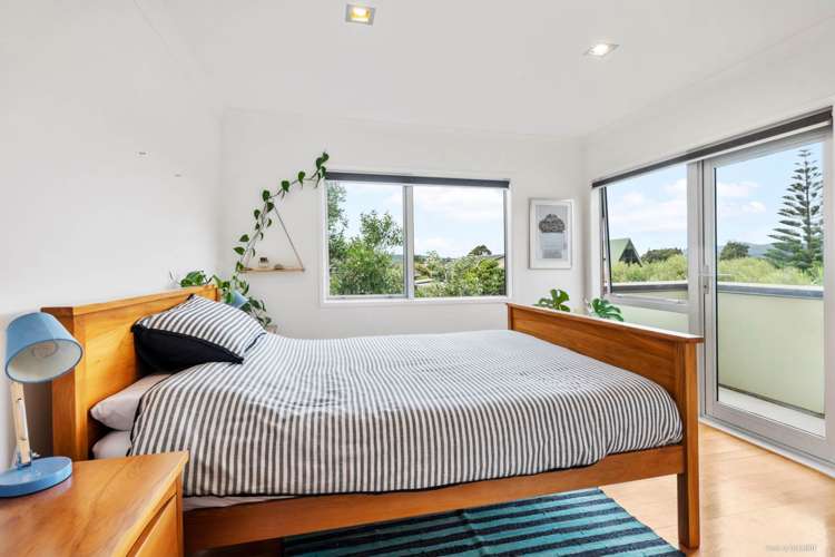 28 Ocean View Road Huia_5