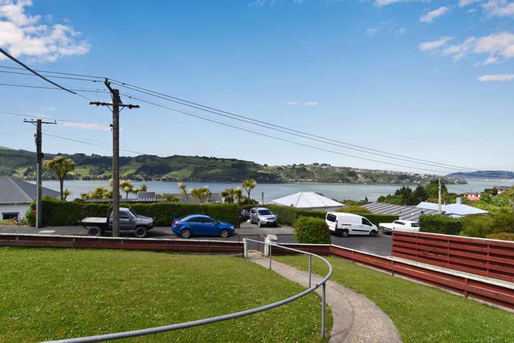 39 Kauri Street Ravensbourne_21