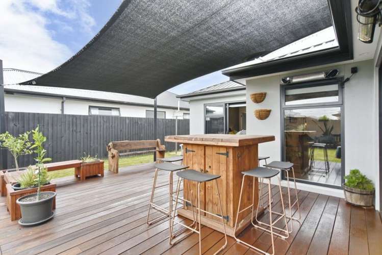 8/21 Blakes Road Belfast_17