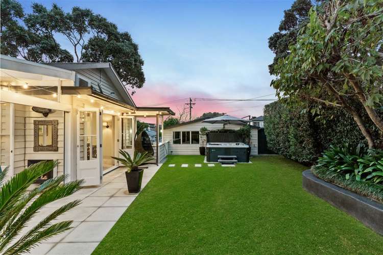 8a Queensway Three Kings_8