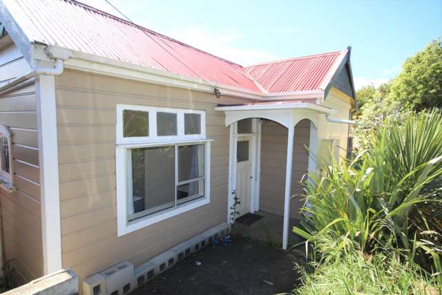 Sunny One-Bedroom Flat