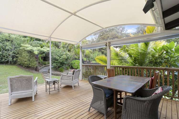 1123 Huia Road Huia_1