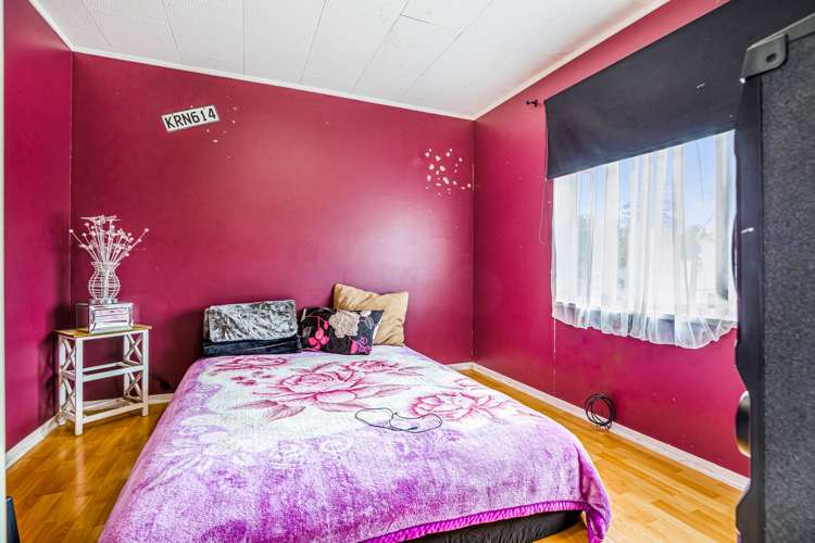 20 Reinga Place Massey_9