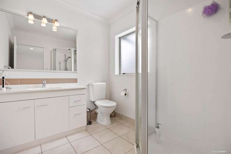 18 Andrusha Place Flat Bush_9