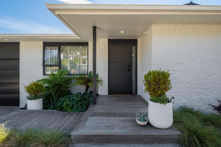 163 Waikawa Road Picton_1