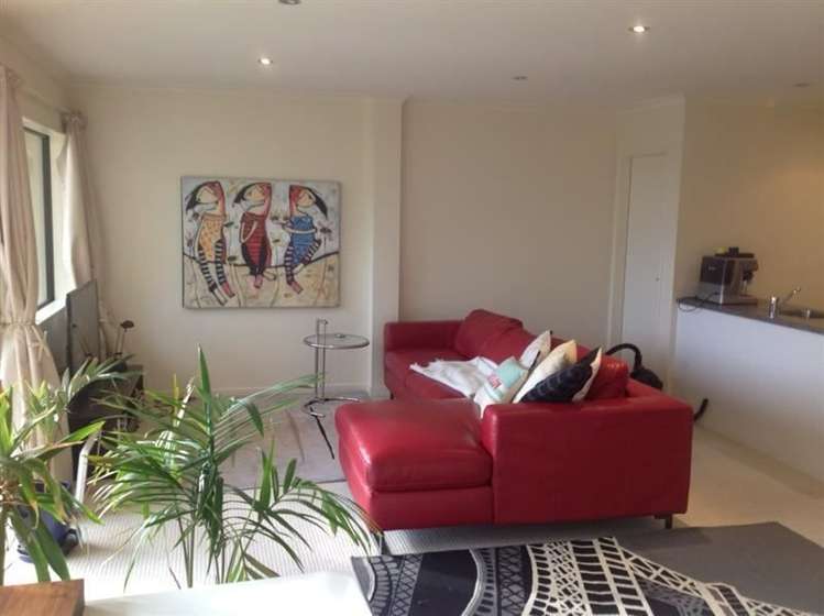 2/26 View Road Titahi Bay_11