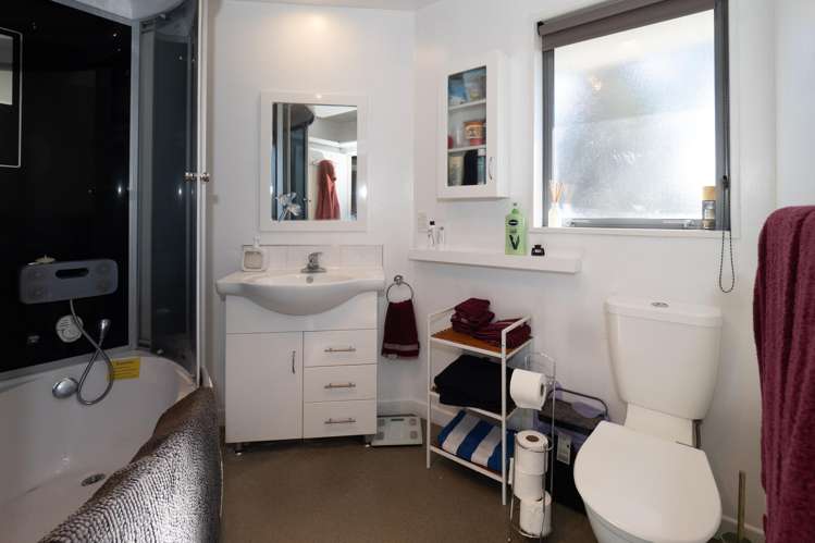 4 Reddecliffe Crescent Hampstead_11