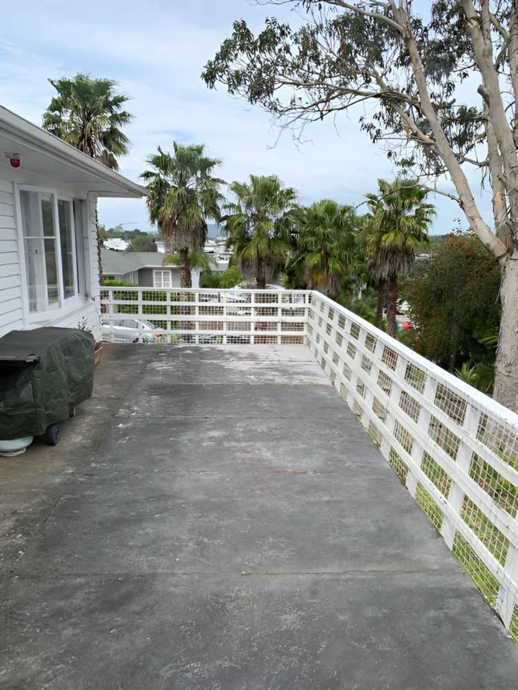 9 Roband Avenue 10878_8