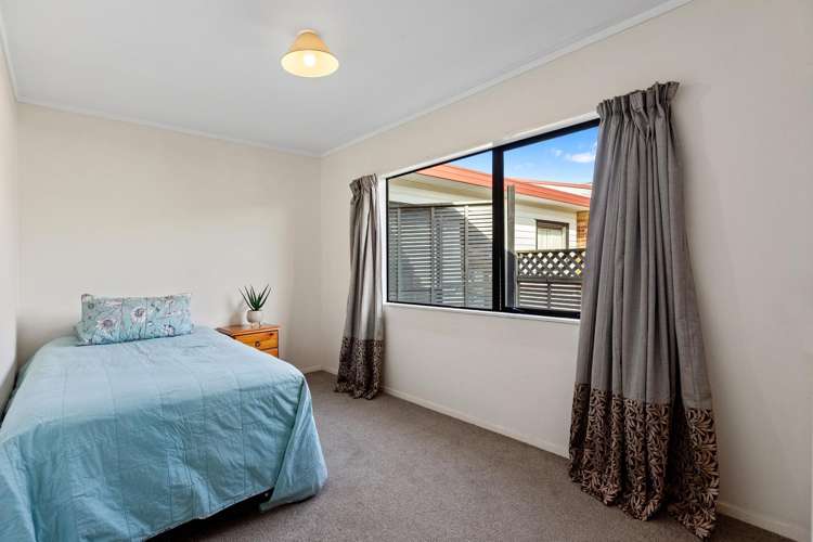 128F Sixteenth Avenue Avenues_11