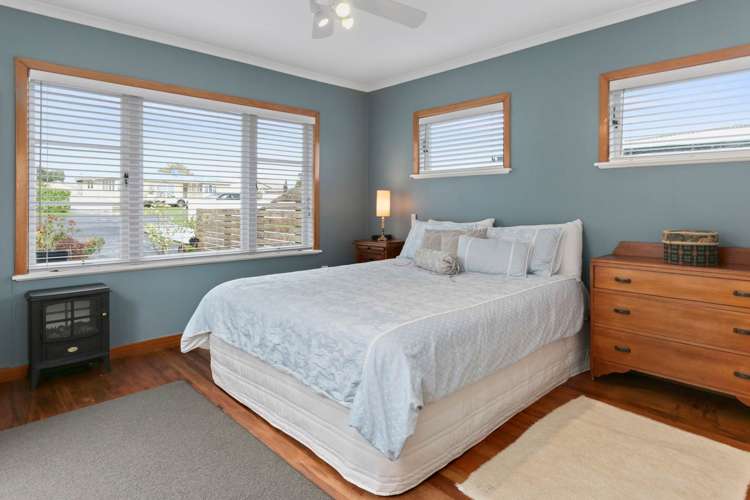 10 Helga Crescent Te Atatu Peninsula_9