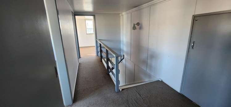 Unit 1, 2/29 Firth Street Drury_6