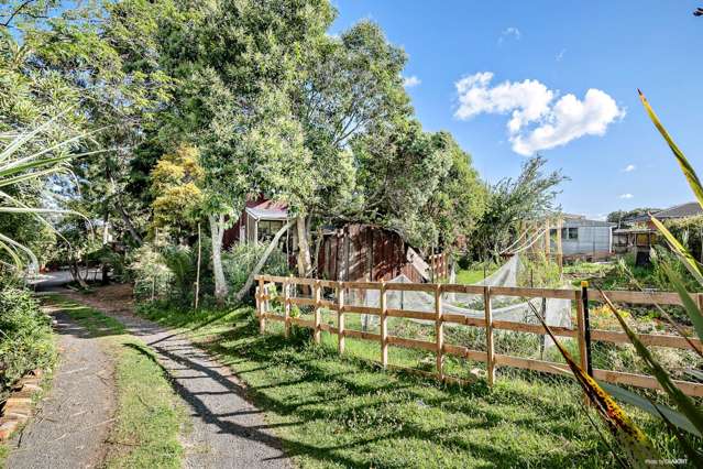 18c West Coast Road Glen Eden_3