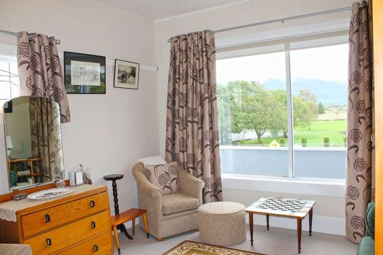 39 Ludstone Road Kaikoura_7