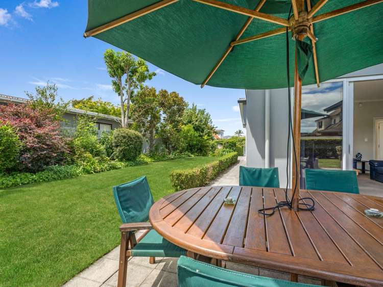 1213A Ada Street Parkvale_14