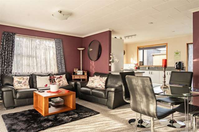 49 Elderlee Street Milton_4