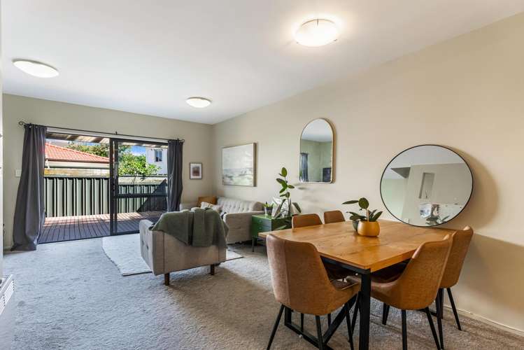 15/21 Armoy Drive East Tamaki_9